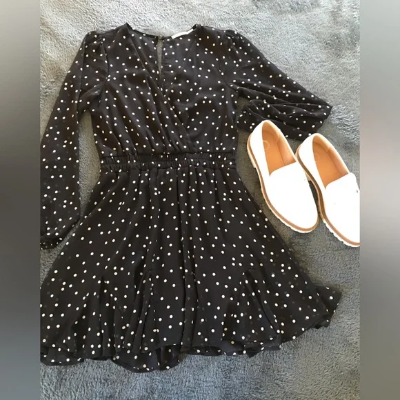 Mi Ami Black Chiffon V neck Mini Dress with White Polka Dots Size Small - Picture 8 of 8